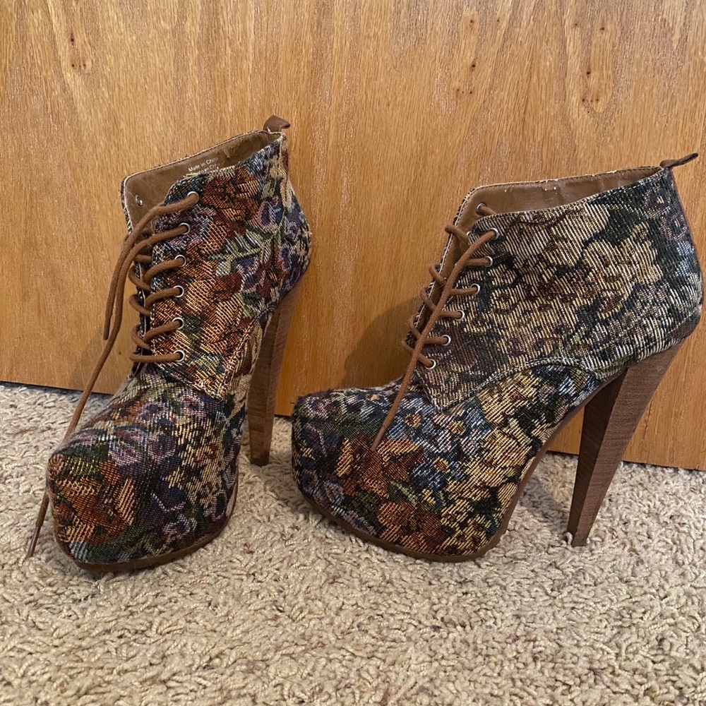 Aldo floral platform shoes